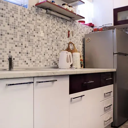 Nives Apartament Rogoznica (Sibenik-Knin)